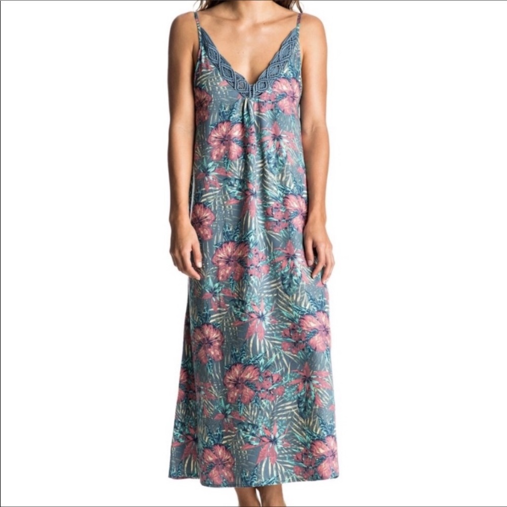 Roxy Optic Diamond V Neck Maxi (tote 2)